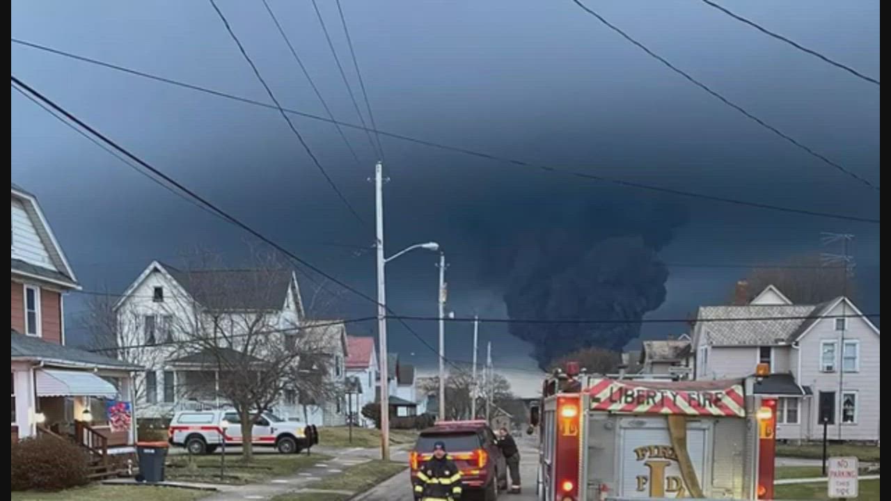 катастрофа 2023 с котом. экологическая катастрофа. катастрофа 2023 с котом. техногенная катастрофа в огайо 2023. штат огайо катастрофа 2023.