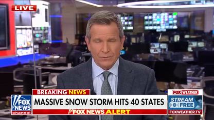 Connecticut state deploys around 600 plows during snow storm