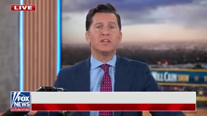 HOT MIC: Trump caught on tape during Asia trip